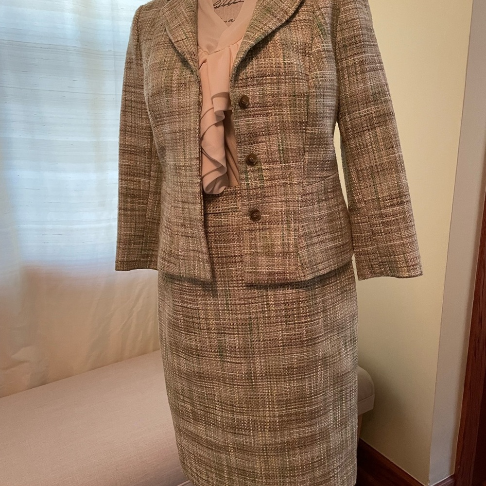 Ann Taylor Tweed Skirt Suit in Cream and Green